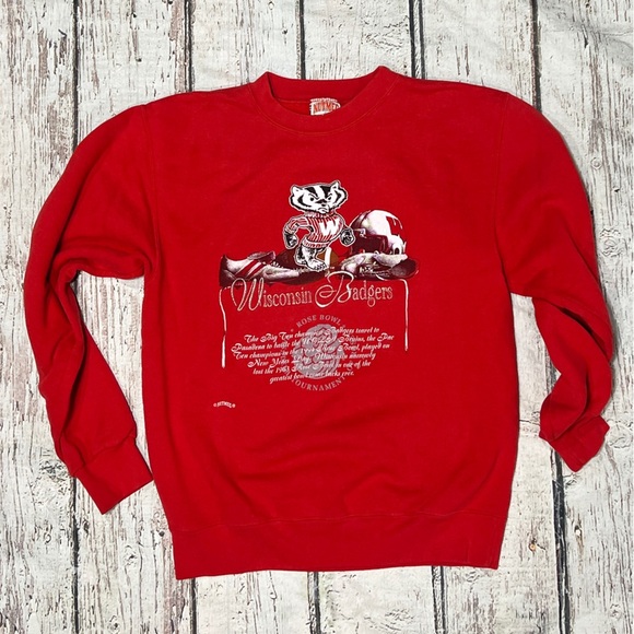 Wisconsin Badgers VTG 90s College Sweatshirt Football Collegiate Red NCAA - Picture 1 of 6